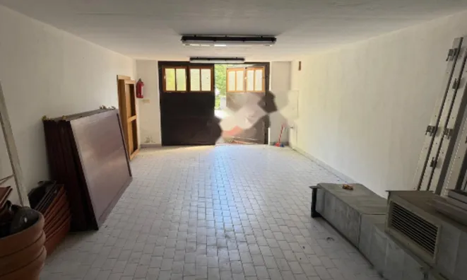 Недвижимость Гостиница в Липоглаве: 2