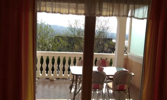 Недвижимость Четырехкомнатная квартира в Деканах: 13