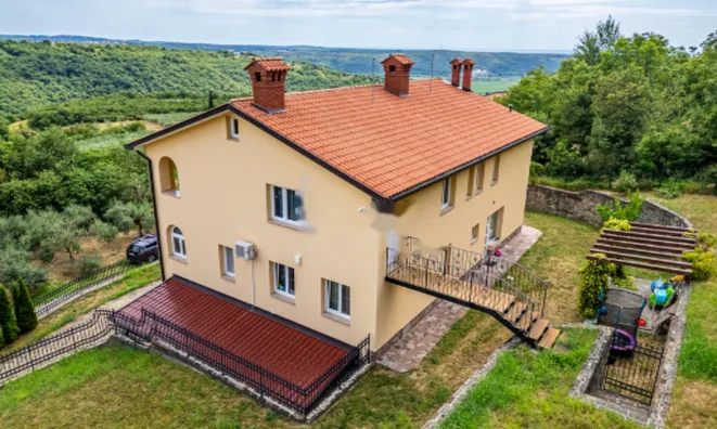 Недвижимость Дом, Корте: 5