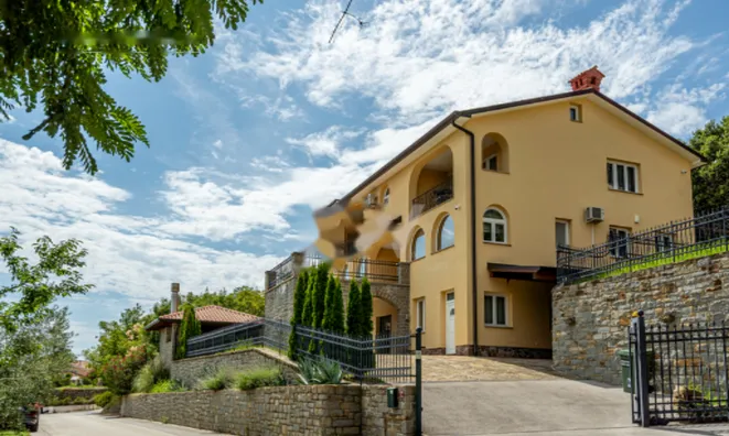 Недвижимость Дом, Корте: 6