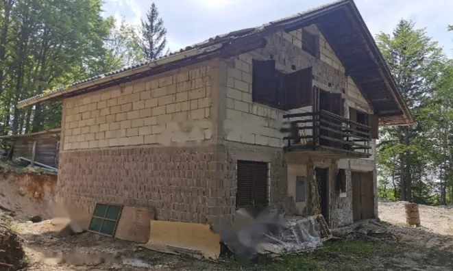 Недвижимость Дом, Горе: 2