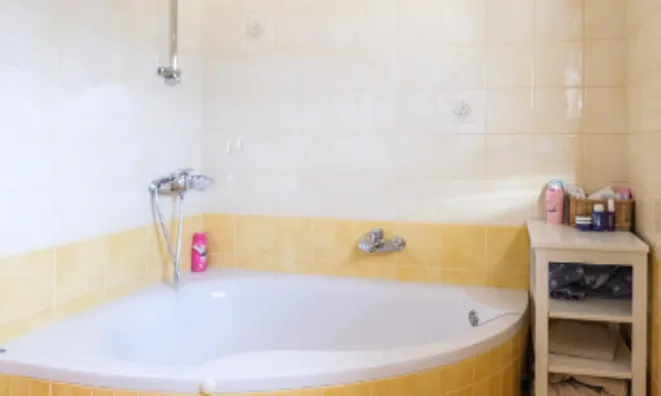 Недвижимость Четырёхкомнатная квартира Брод: 35