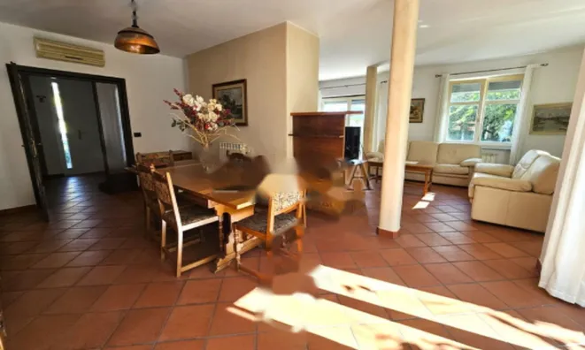 Недвижимость Дом в Изоле: 15