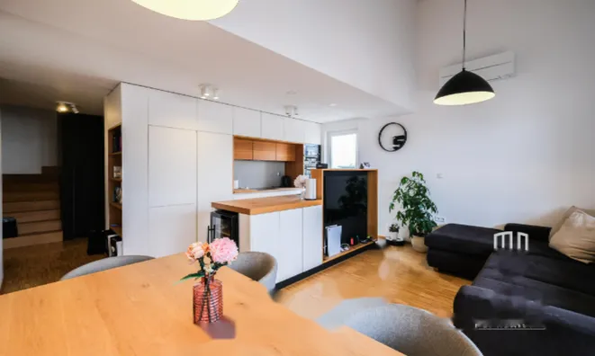 Недвижимость Четырёхкомнатная квартира Брод: 6