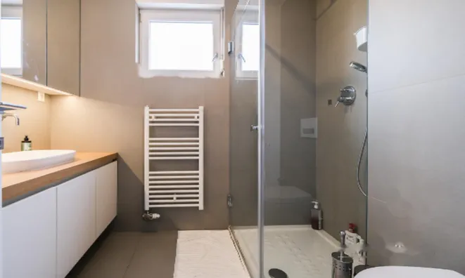 Недвижимость Четырёхкомнатная квартира Брод: 16