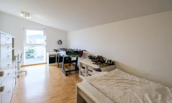 Недвижимость Четырёхкомнатная квартира Брод: 32