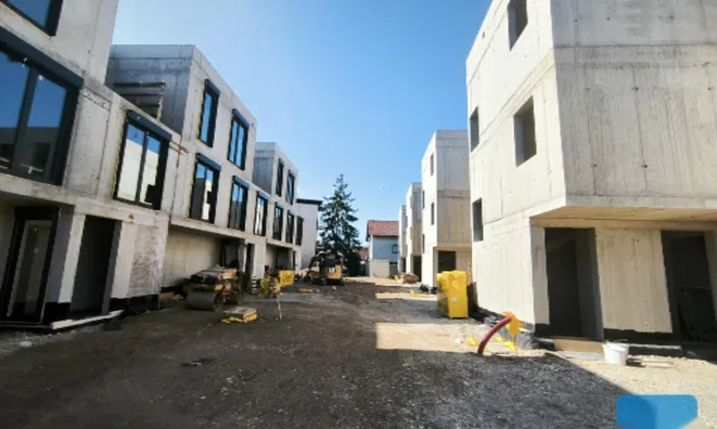 Недвижимость Дом с террасой Новый Любляна Шишка Объект 6: 5