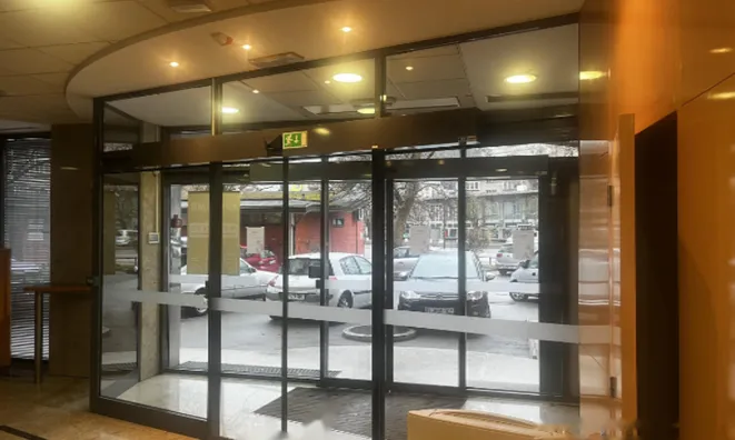 Недвижимость Коммерческое помещение Шишка: 3