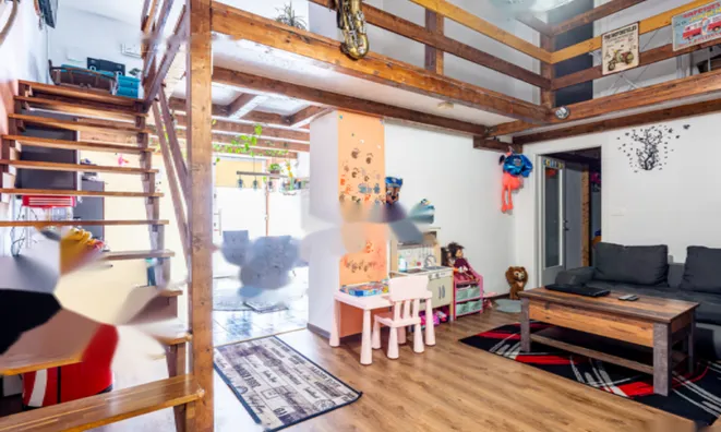 Недвижимость Квартира, 5 и более комнат пиран: 4