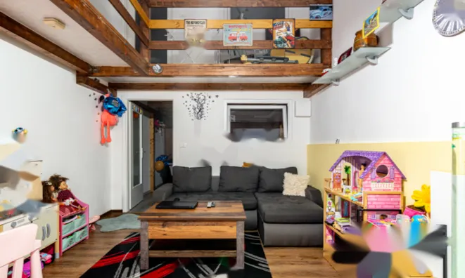 Недвижимость Квартира, 5 и более комнат пиран: 5