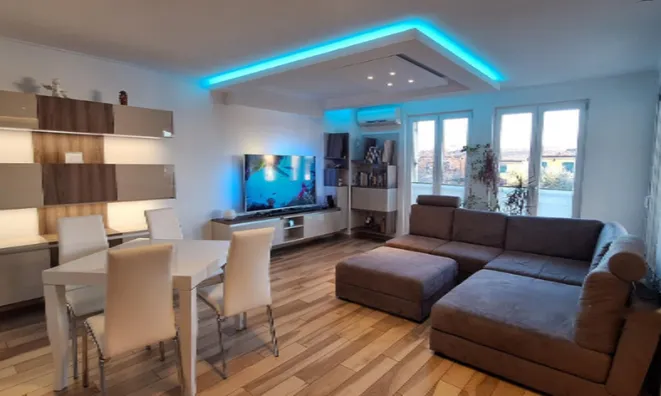 Недвижимость Двухкомнатная квартира в Коломбане: 4