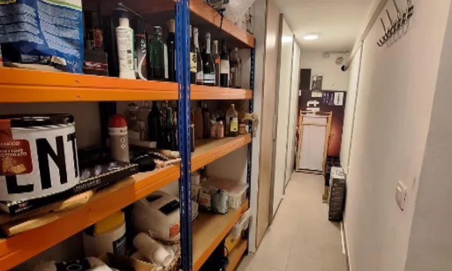 Недвижимость Двухкомнатная квартира в Коломбане: 12