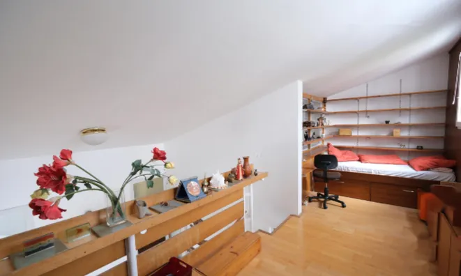 Недвижимость Квартира 4,5 комнаты Бежиград: 4