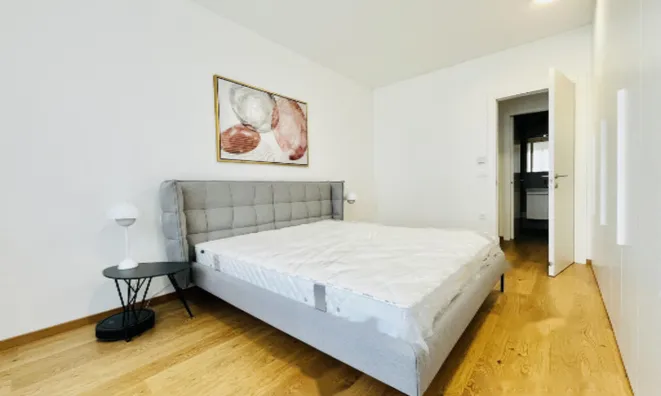 Недвижимость Квартира, 3 комнаты, Центр: 10