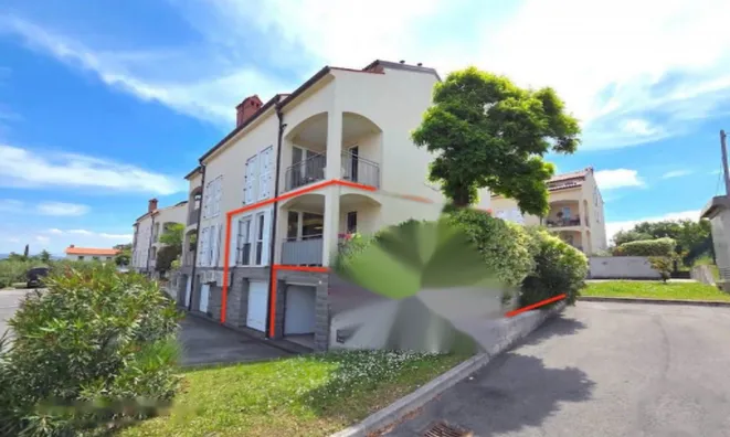 Недвижимость Новое трёхкомнатное жильё Коломбан: 11