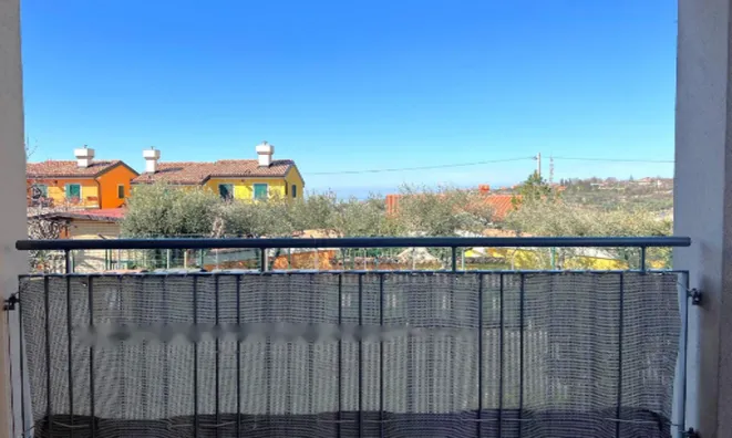 Недвижимость Двухкомнатная квартира Коломбан: 22