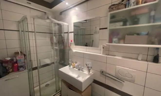 Недвижимость Однокомнатная квартира в Сежане: 5