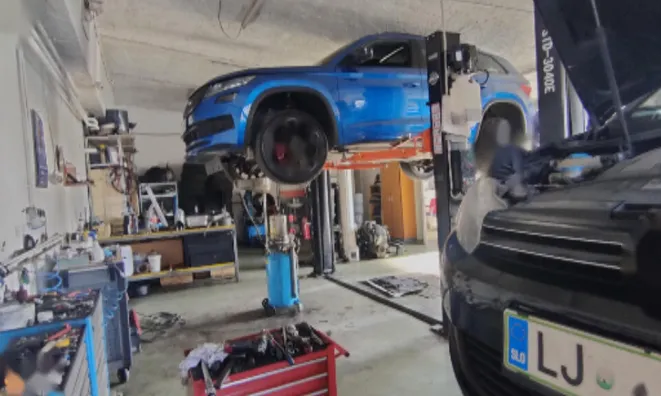 Недвижимость Коммерческое помещение Бежиград: 1