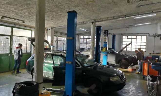 Недвижимость Коммерческое помещение Бежиград: 2