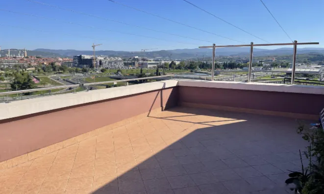 Недвижимость 3-комнатная квартира у моря: 8