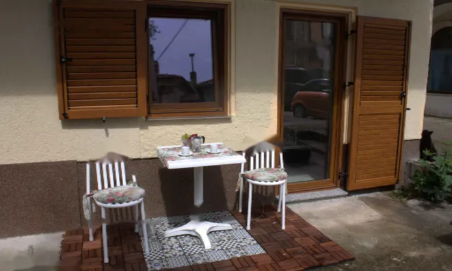 Недвижимость Двухкомнатная квартира Центр: 4