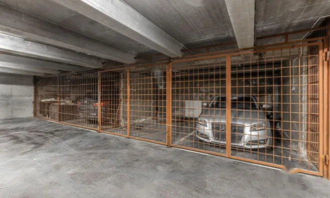 Недвижимость Квартира 4-комн., Новая Любляна: 2