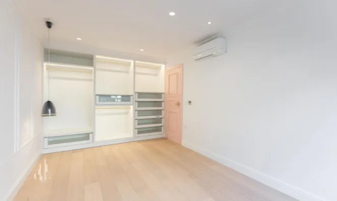 Недвижимость Квартира 4-комн., Новая Любляна: 10