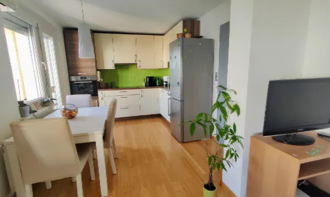 Недвижимость Двухкомнатная квартира в Трново: 4