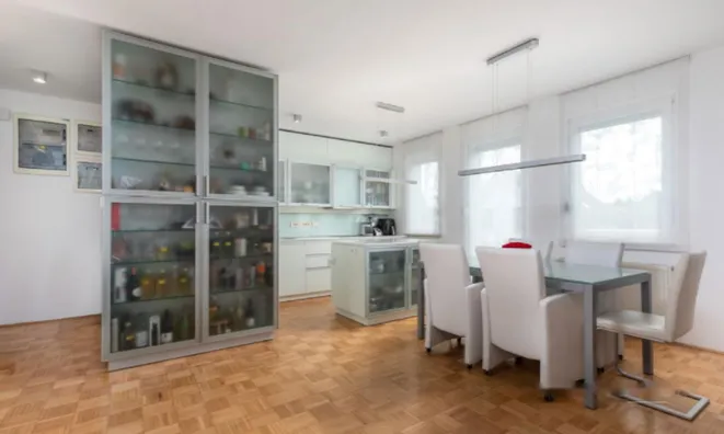 Недвижимость Квартира на Долгом мосце: 1