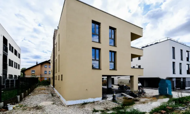 Недвижимость Квартира в Новом Подутике: 3