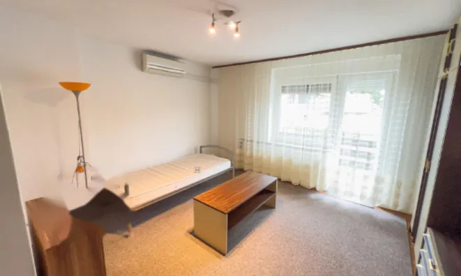 Недвижимость Квартира Пять плюс комнат Пруле: 4