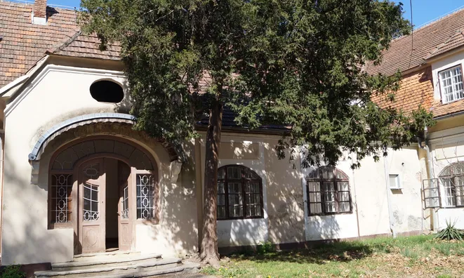 Недвижимость Замок Трате — Императорские конюшни XIX века: 10