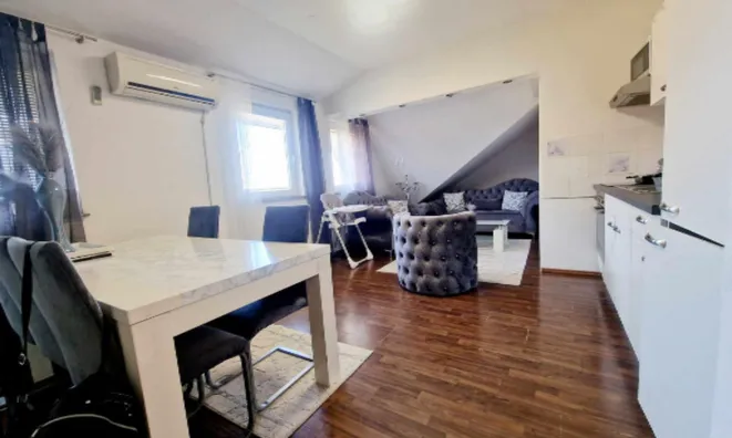 Недвижимость Квартира в Новом Любляна Мосте: 3