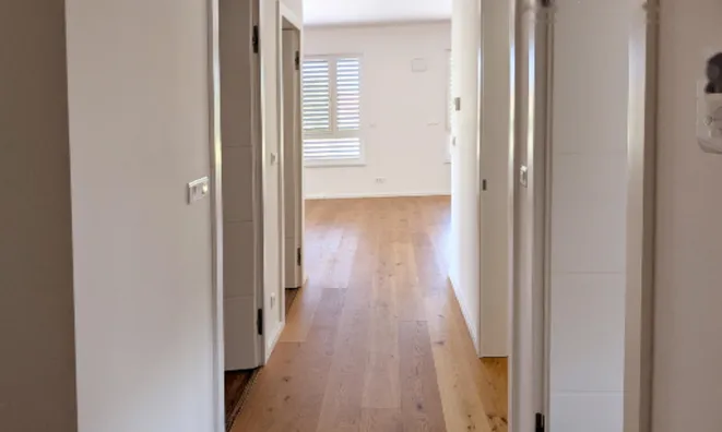 Недвижимость Четырехкомнатная квартира Рудник: 5