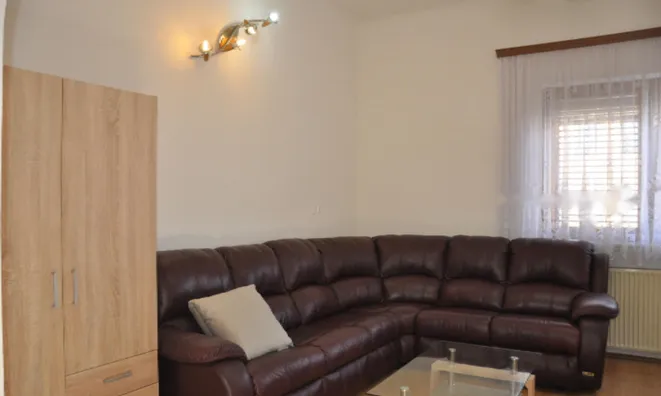 Недвижимость Квартира Подутье 5+ комнат: 2