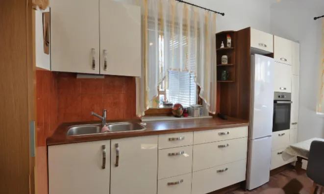 Недвижимость Квартира Подутье 5+ комнат: 3