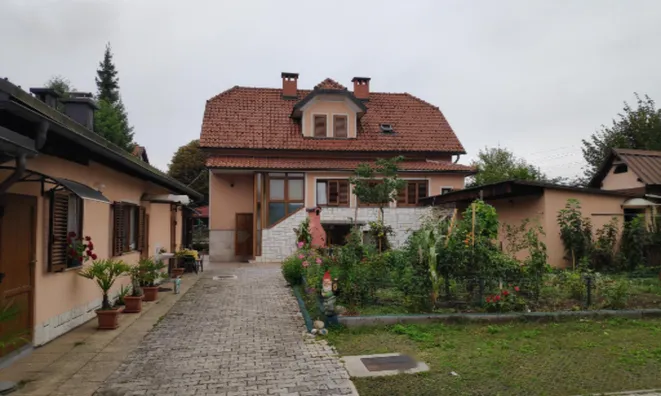 Недвижимость Квартира Подутье 5+ комнат: 5