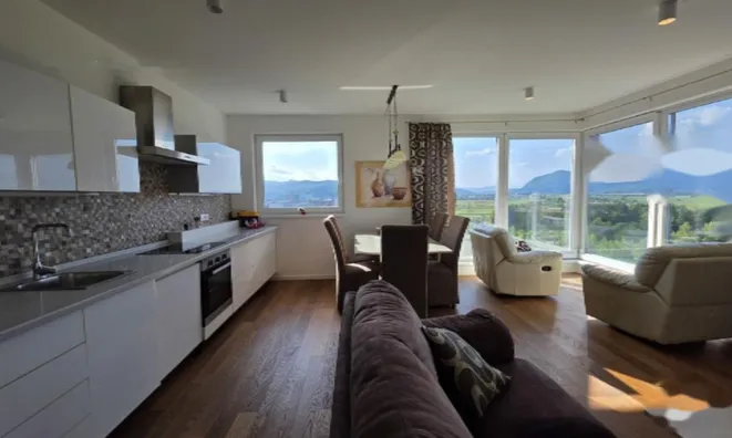 Недвижимость Квартира 4-комнатная Новая Шишка: 3