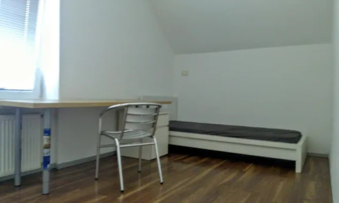 Недвижимость Двухкомнатная квартира зелёная яма: 8