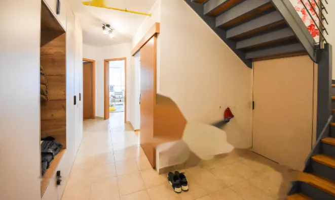 Недвижимость Квартира, 4 комнаты, Новый Брод: 2