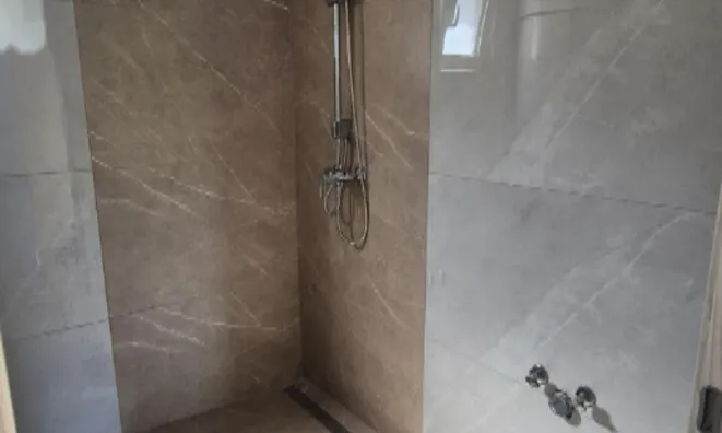 Недвижимость Четырехкомнатная квартира Кампель и студия: 14