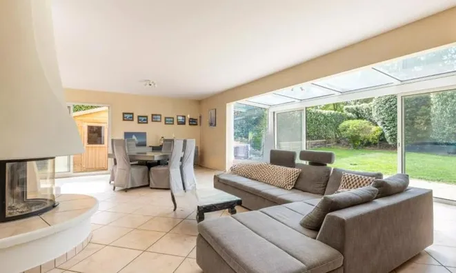 Недвижимость Villa 7 rooms: 1