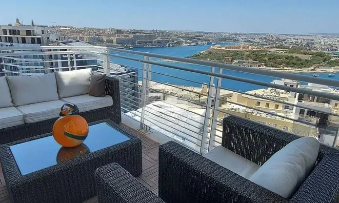 Недвижимость Sliema Seaside Apartment: 2