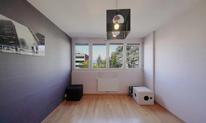 Недвижимость Apartment 5 rooms: 11