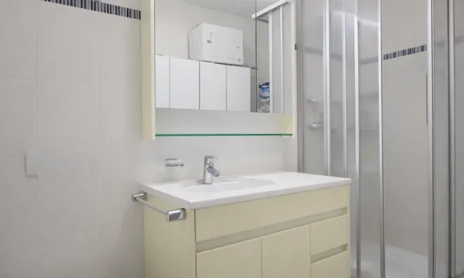 Недвижимость Apartment 5 rooms: 6