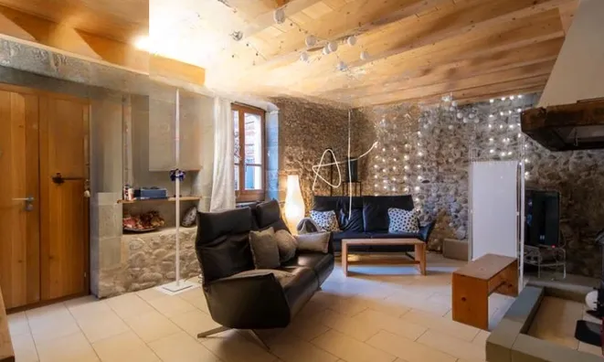 Недвижимость Single house 10 rooms: 2