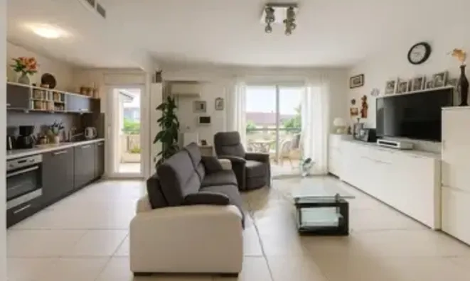Недвижимость Villa Croix des Gardes: 2