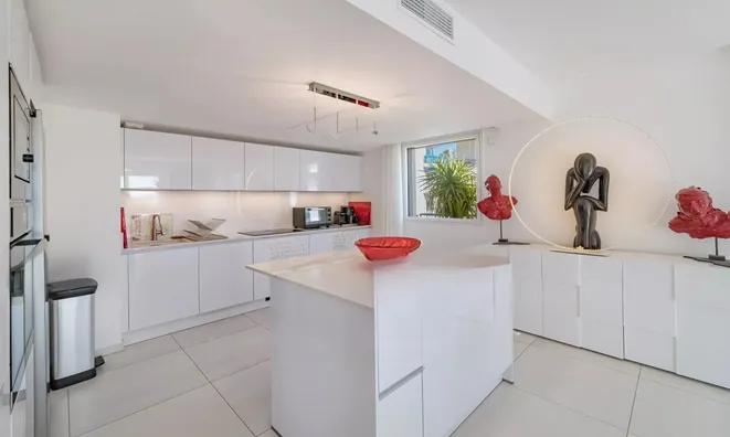 Недвижимость Villa Pointe Croisette: 6