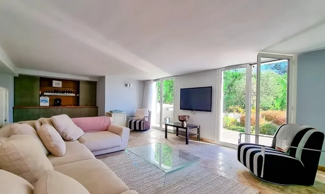 Недвижимость Villa Cannes Croix des Gardes: 13