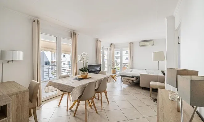 Недвижимость House Pointe Croisette: 2